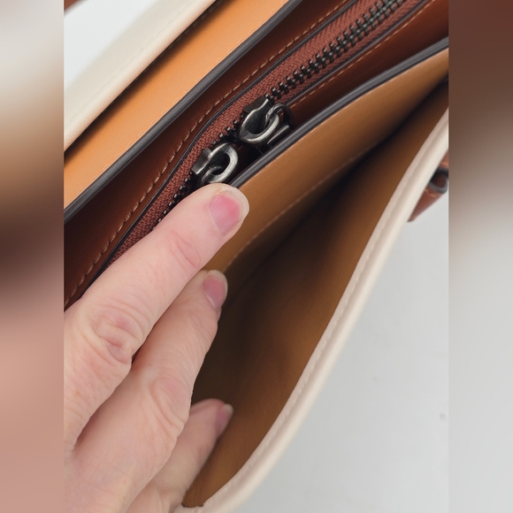 Coach 1941 Glovetanned Leather Tate Carryall In Colorblock - Picture 10 of 16